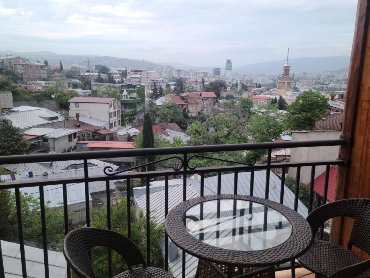 Honeymoon Apartments In Old Tbilisi Esterno foto