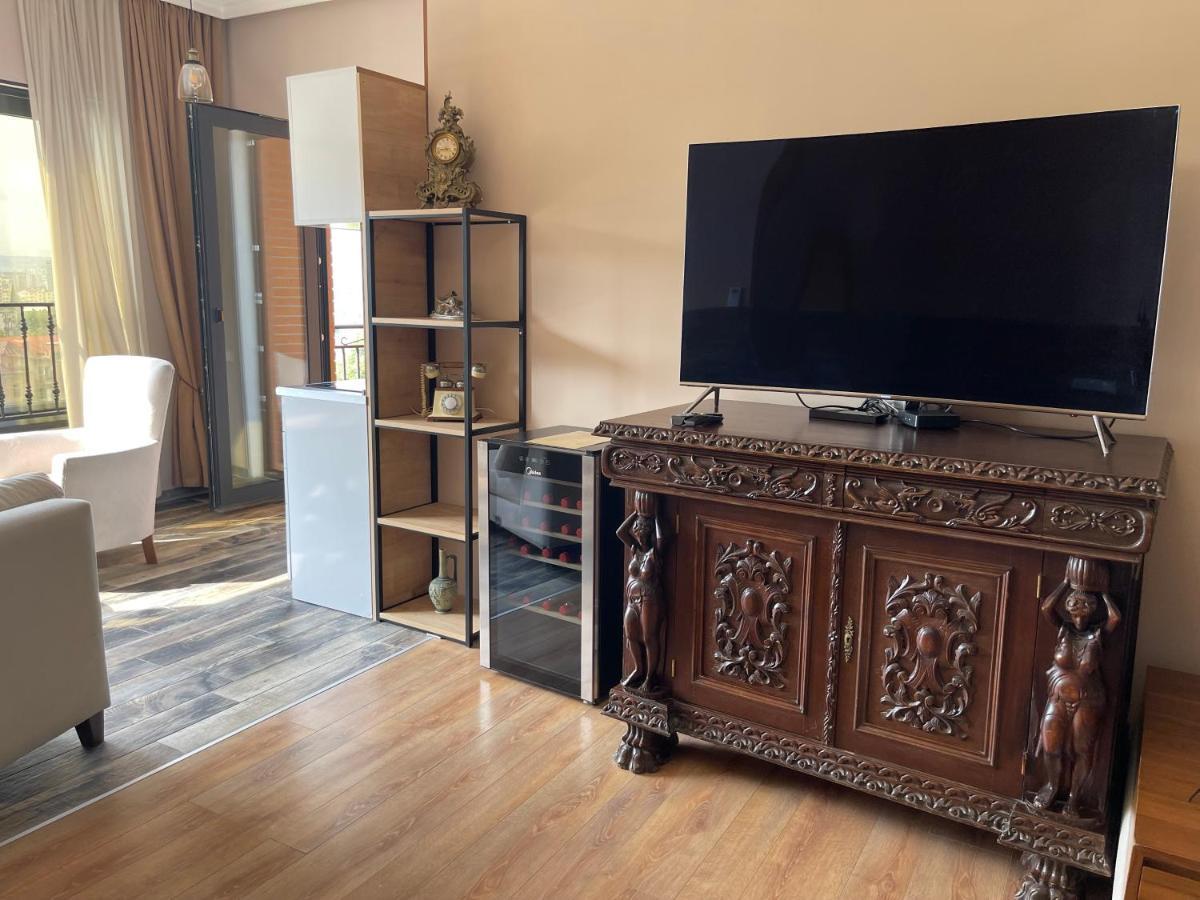 Honeymoon Apartments In Old Tbilisi Esterno foto