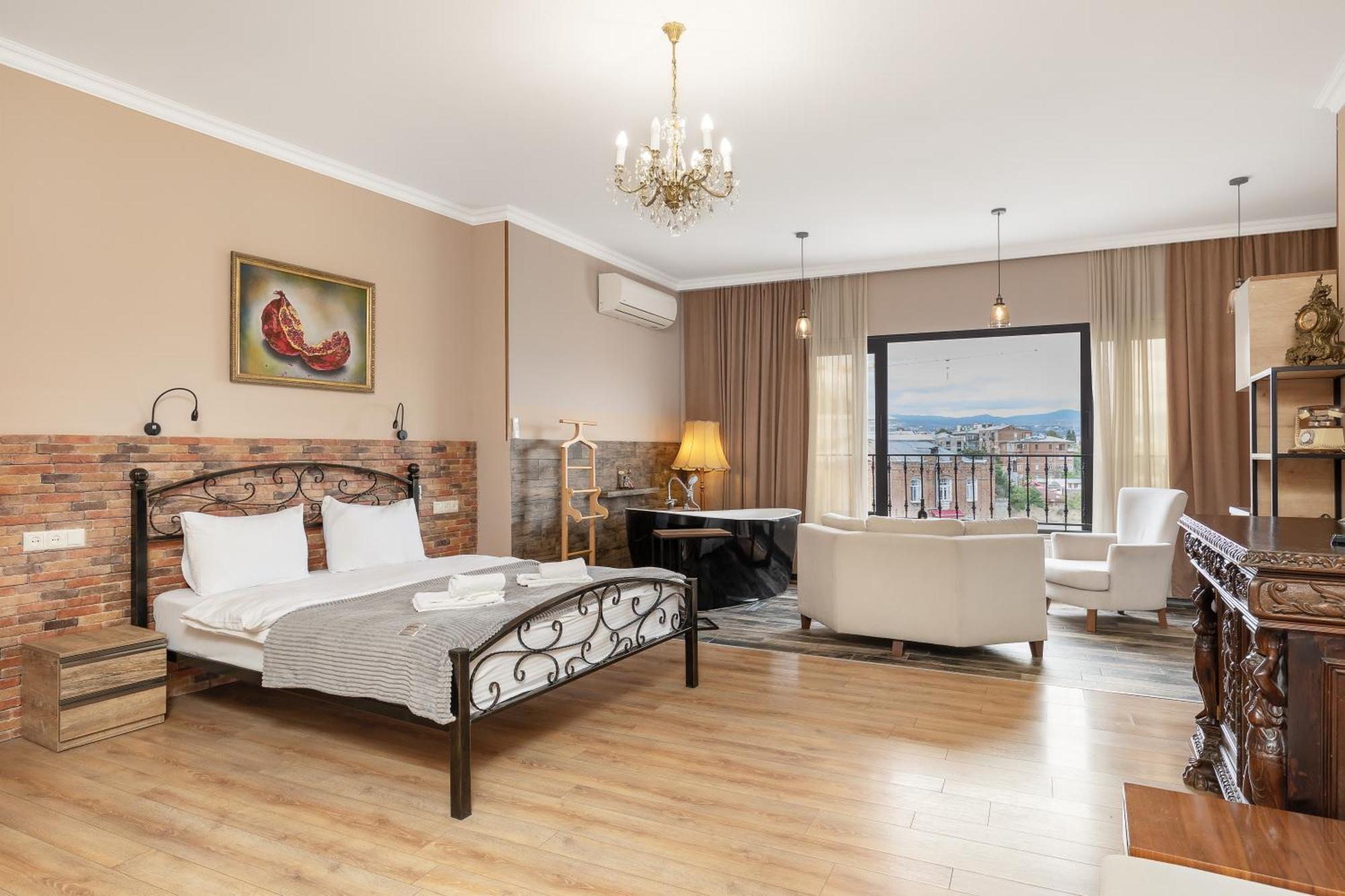 Honeymoon Apartments In Old Tbilisi Esterno foto