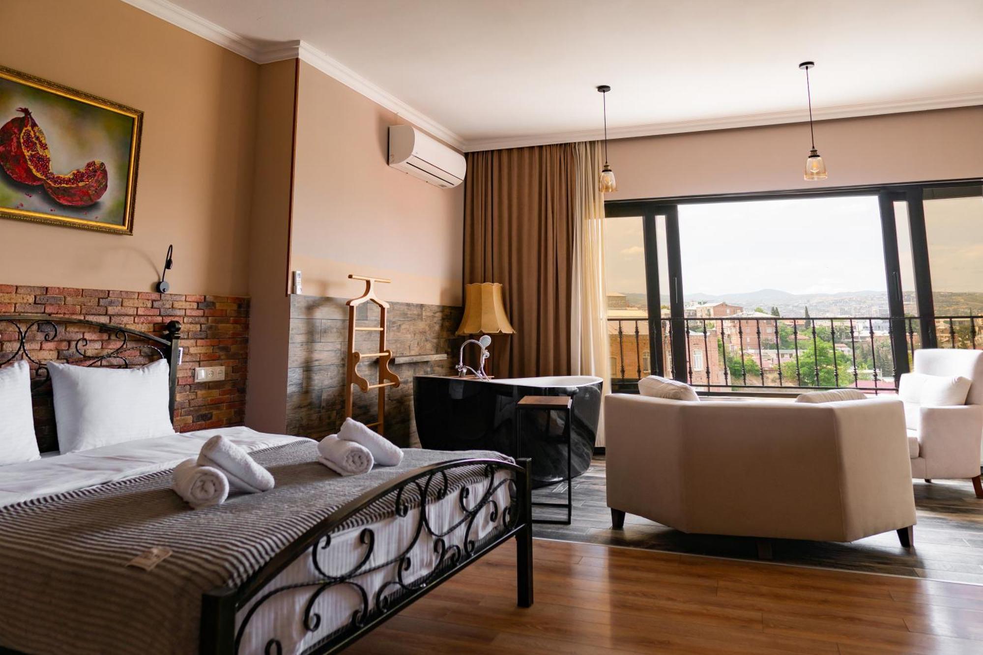 Honeymoon Apartments In Old Tbilisi Esterno foto