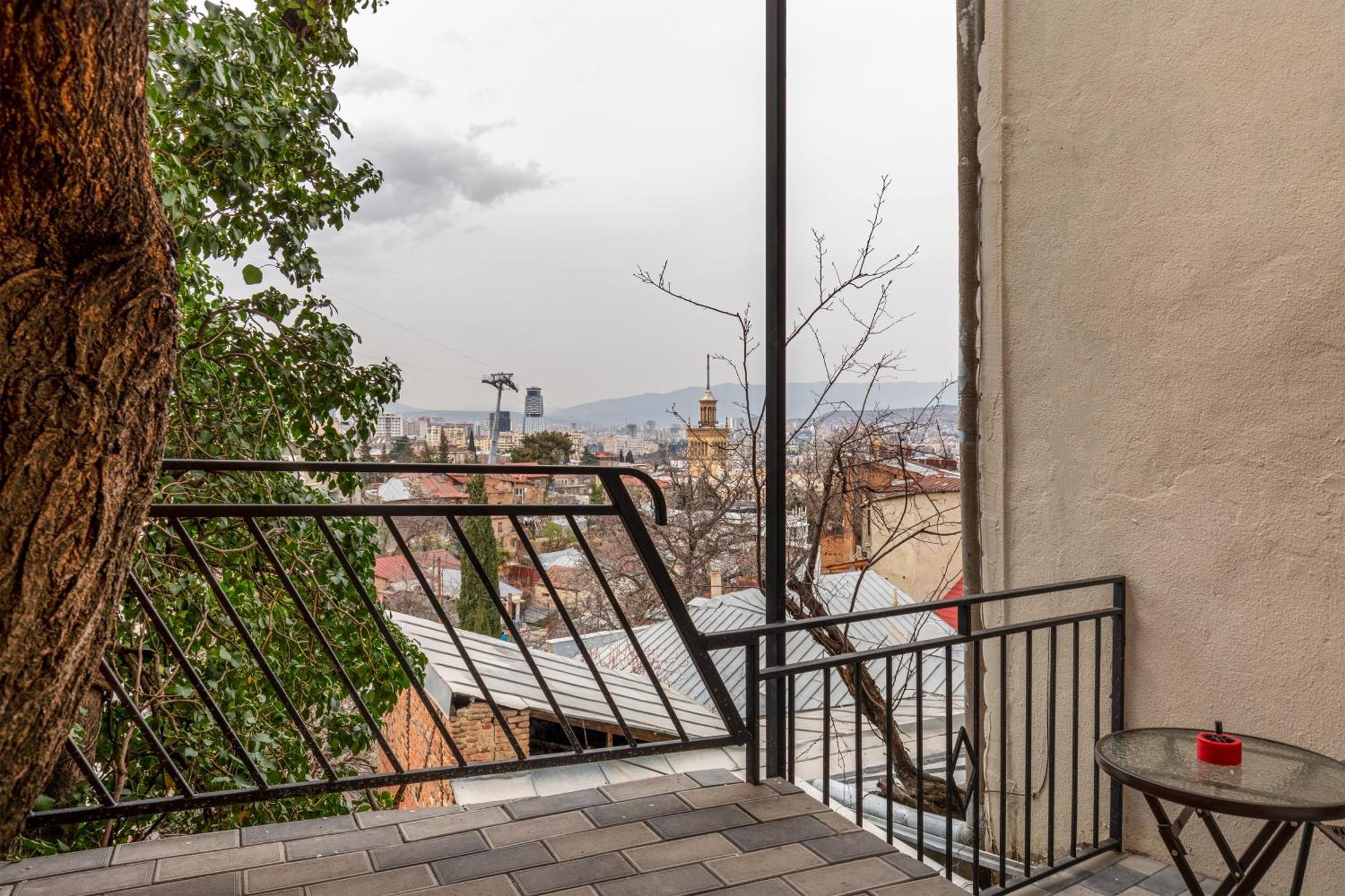 Honeymoon Apartments In Old Tbilisi Esterno foto