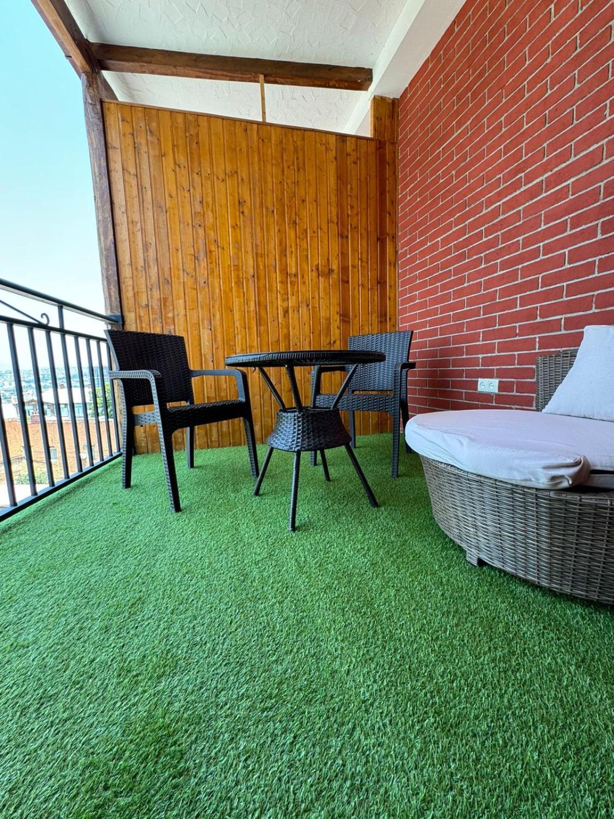 Honeymoon Apartments In Old Tbilisi Esterno foto